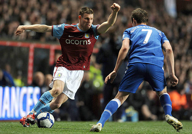 她通过敏锐 她通过敏锐